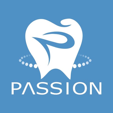 品軒牙醫診所 Logo